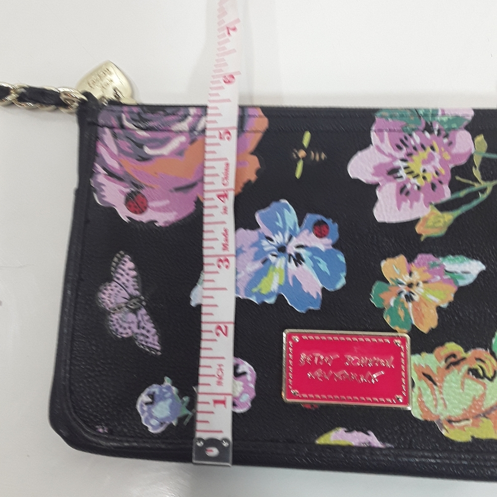 Betsey Johnson New York crossbody purse - Picture 9 of 11